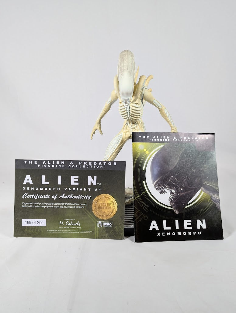 Alien Xenomorph Glow in the Dark Comic Con Exclusive Variant #1 Eaglemoss Hero Collector Mega Statue Limited Edition 169/200