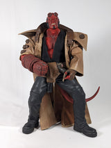 Hellboy 18" 2004 Mezco Toyz Action Figure (Loose & Damaged)