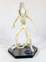 Alien Xenomorph Glow in the Dark Comic Con Exclusive Variant #1 Eaglemoss Hero Collector Mega Statue Limited Edition 157/200