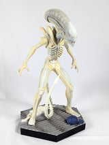 Alien Xenomorph Glow in the Dark Comic Con Exclusive Variant #1 Eaglemoss Hero Collector Mega Statue Limited Edition 157/200