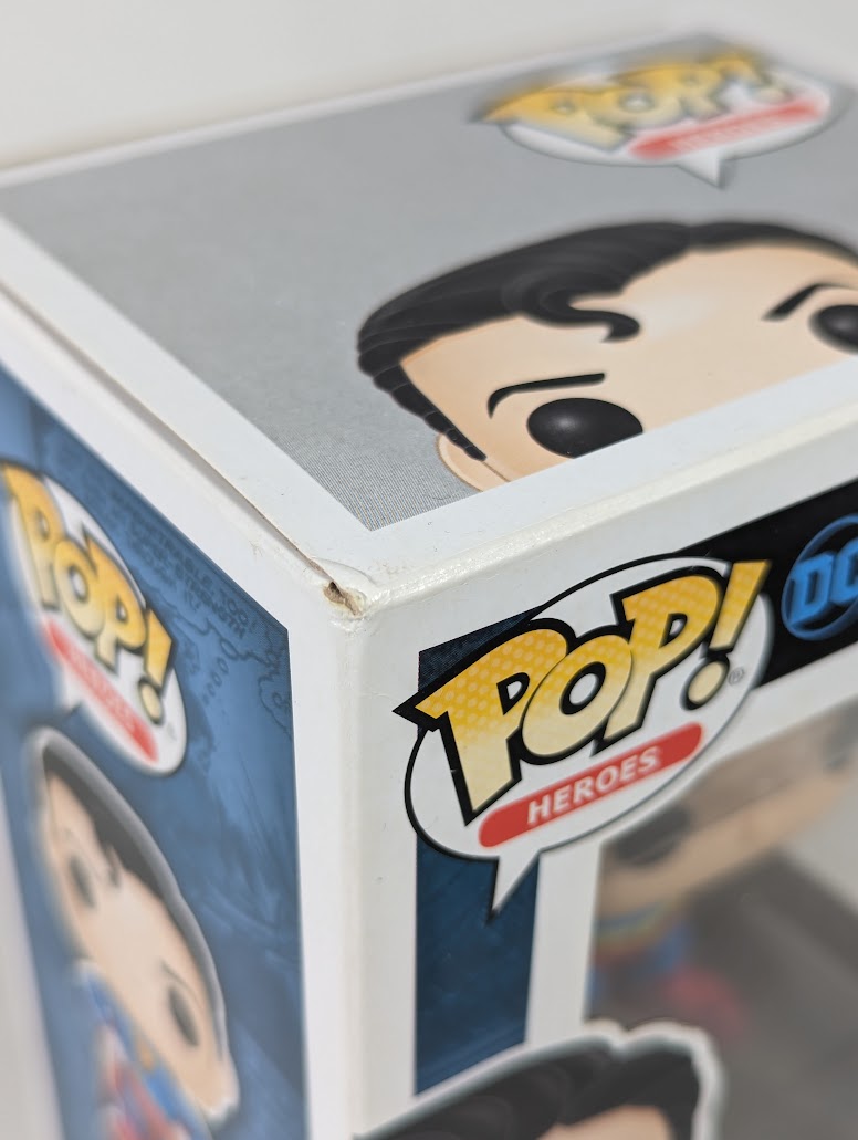 DC Comics Superman #1 (2017 Fall Convention) Funko Pop! Vinyl Figure #215