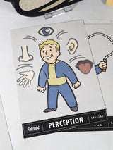 Fallout 4 SPECIAL Poster Set & Fallout 76 Vault Boy Foam Hand (Gamescom 2018) Bundle