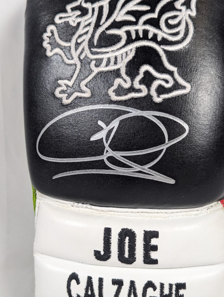 Joe Calzaghe 46-0 Signed Boxing Glove (With CoA)