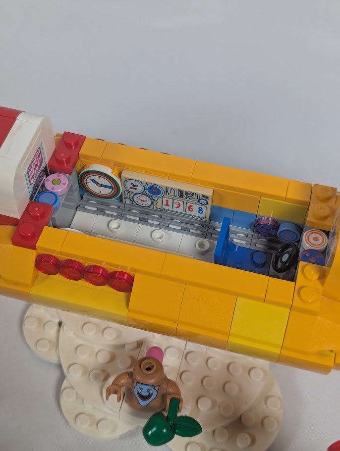 LEGO Ideas The Beatles Yellow Submarine Set 21306