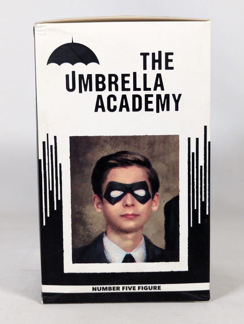 The Umbrella Academy Number Five 2020 Dark Horse Deluxe Figure