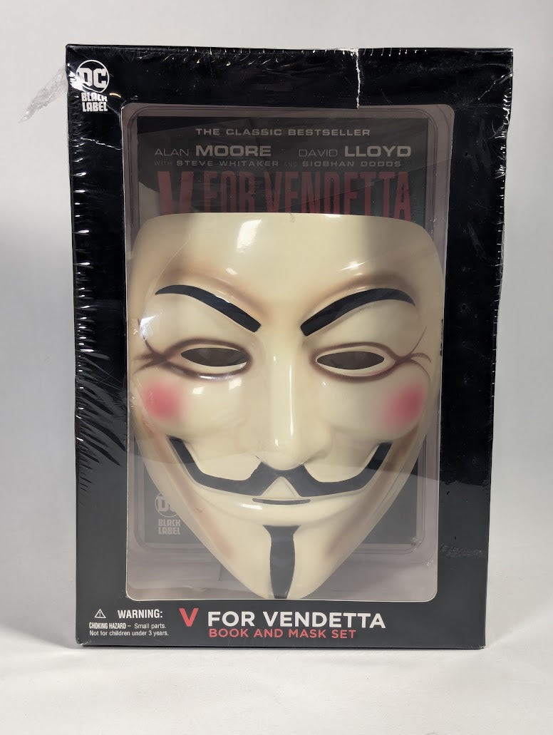 DC Comics Black Label V For Vendetta Book and Mask Set