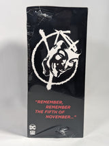 DC Comics Black Label V For Vendetta Book and Mask Set