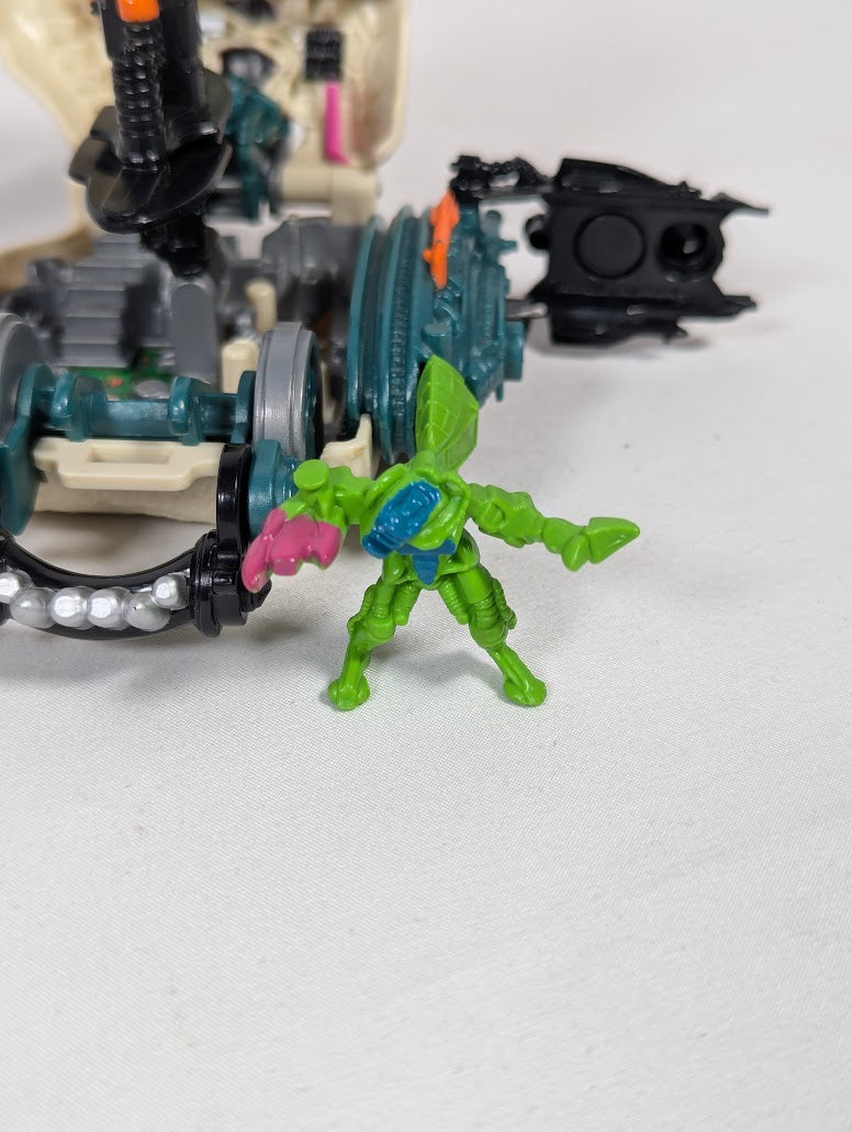 Mighty Max Bytes Cyberskull Cyro-Skull Doom Zone 1994 Bluebird Toys Pocket Playset