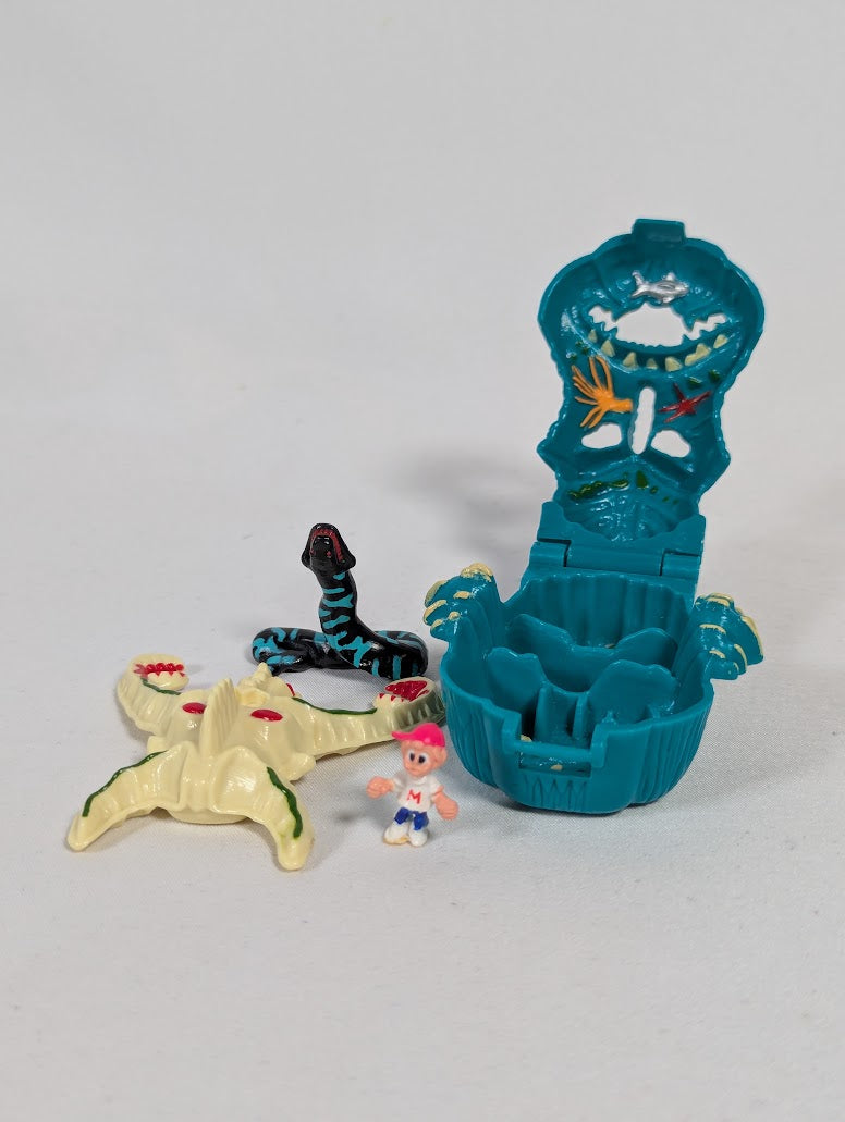 Mighty Max Nuke Ranger, Robot Invader & Sea Squirm Bluebird Toys 1992 Horror Heads Playset Bundle