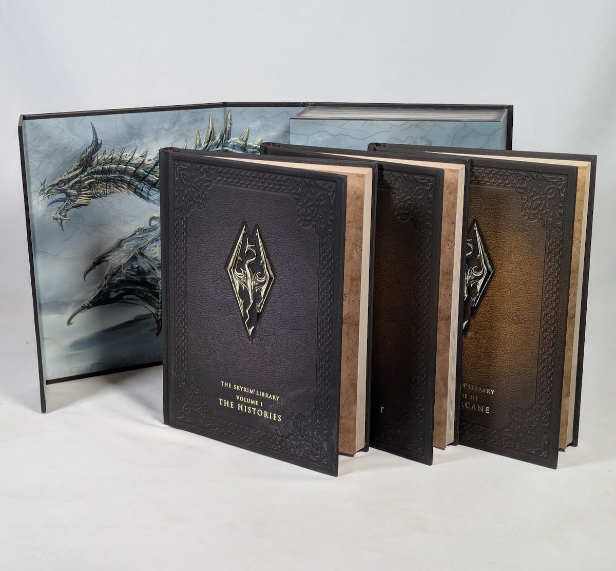 The Elder Scrolls V Skyrim The Skyrim Library Volumes 1, 2 & 3 Titan Books Box Set