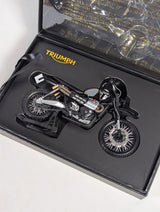 007 James Bond No Time to Die Triumph Scrambler 1200 Matera 2022 Corgi Model