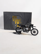 007 James Bond No Time to Die Triumph Scrambler 1200 Matera 2022 Corgi Model
