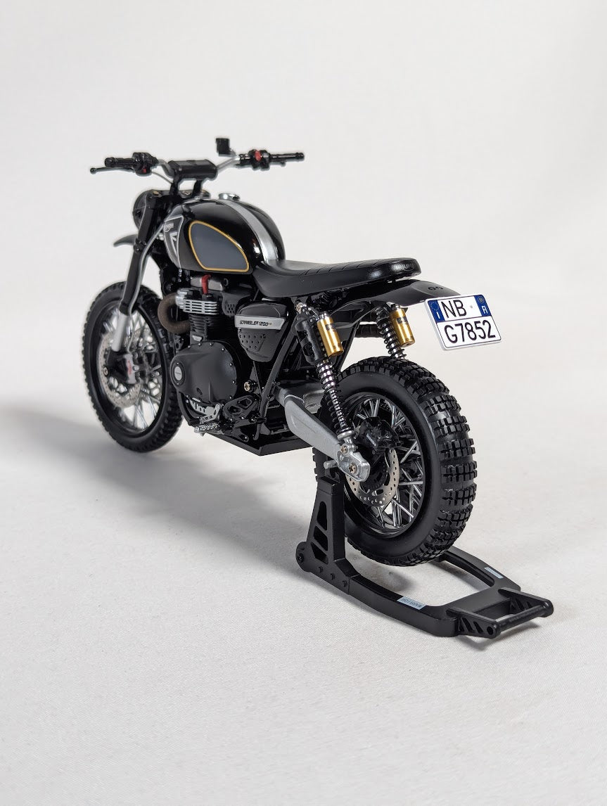 007 James Bond No Time to Die Triumph Scrambler 1200 Matera 2022 Corgi Model