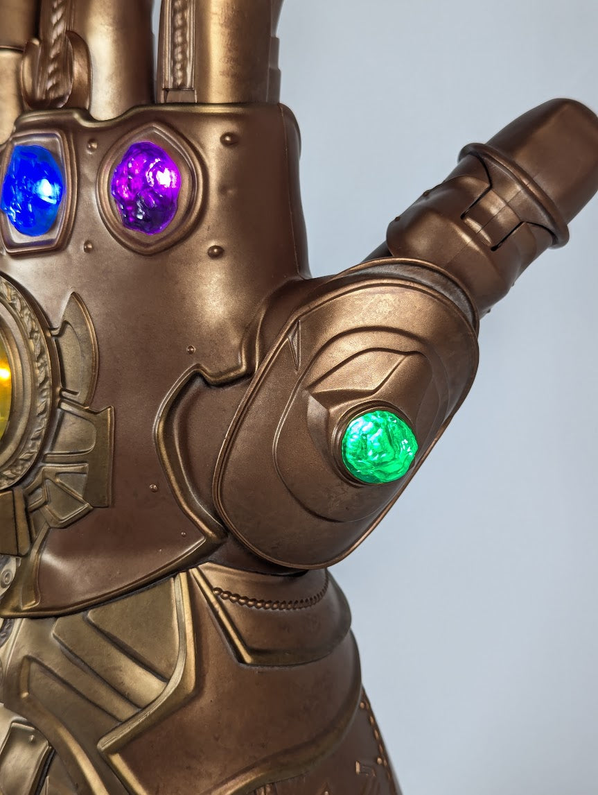 Marvel Legends Avengers Infinity Gauntlet 2017 Electronic Glove Replica