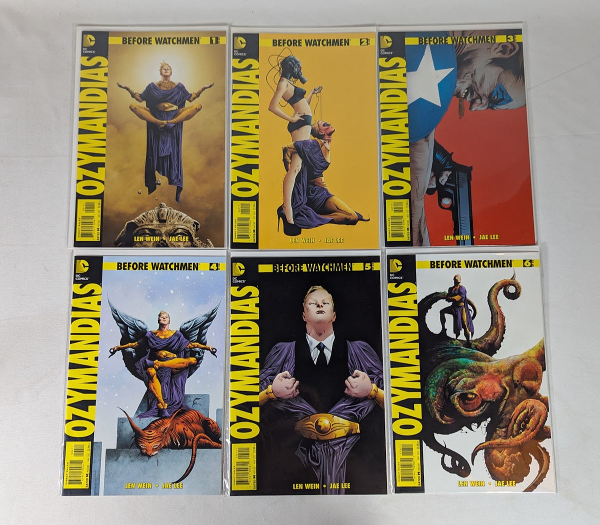 DC Comics Before Watchmen (2012) & Doomsday Clock (2017) Comic Book Bundle