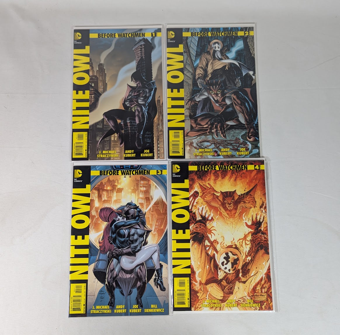 DC Comics Before Watchmen (2012) & Doomsday Clock (2017) Comic Book Bundle
