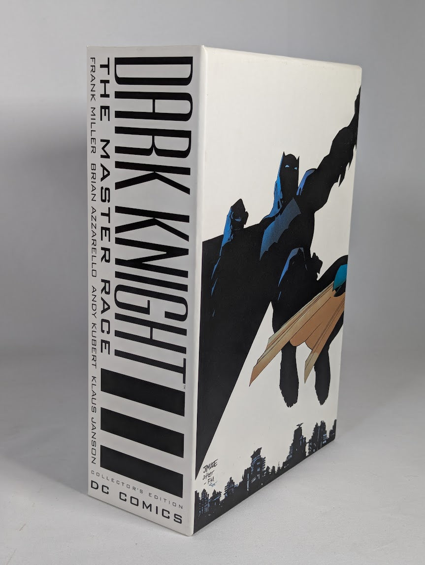 DC Comics Dark Knight III The Master Race Collector's Edition Graphic Novel Set