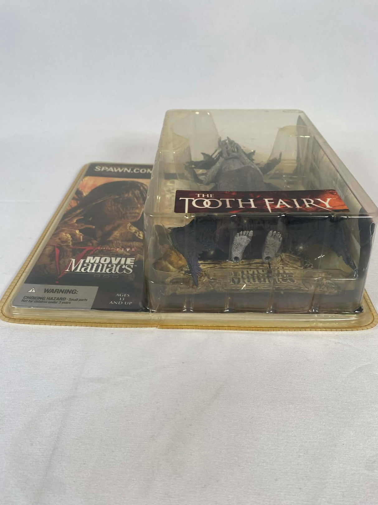 Darkness Falls The Tooth Fairy Movie Maniacs Action Figure