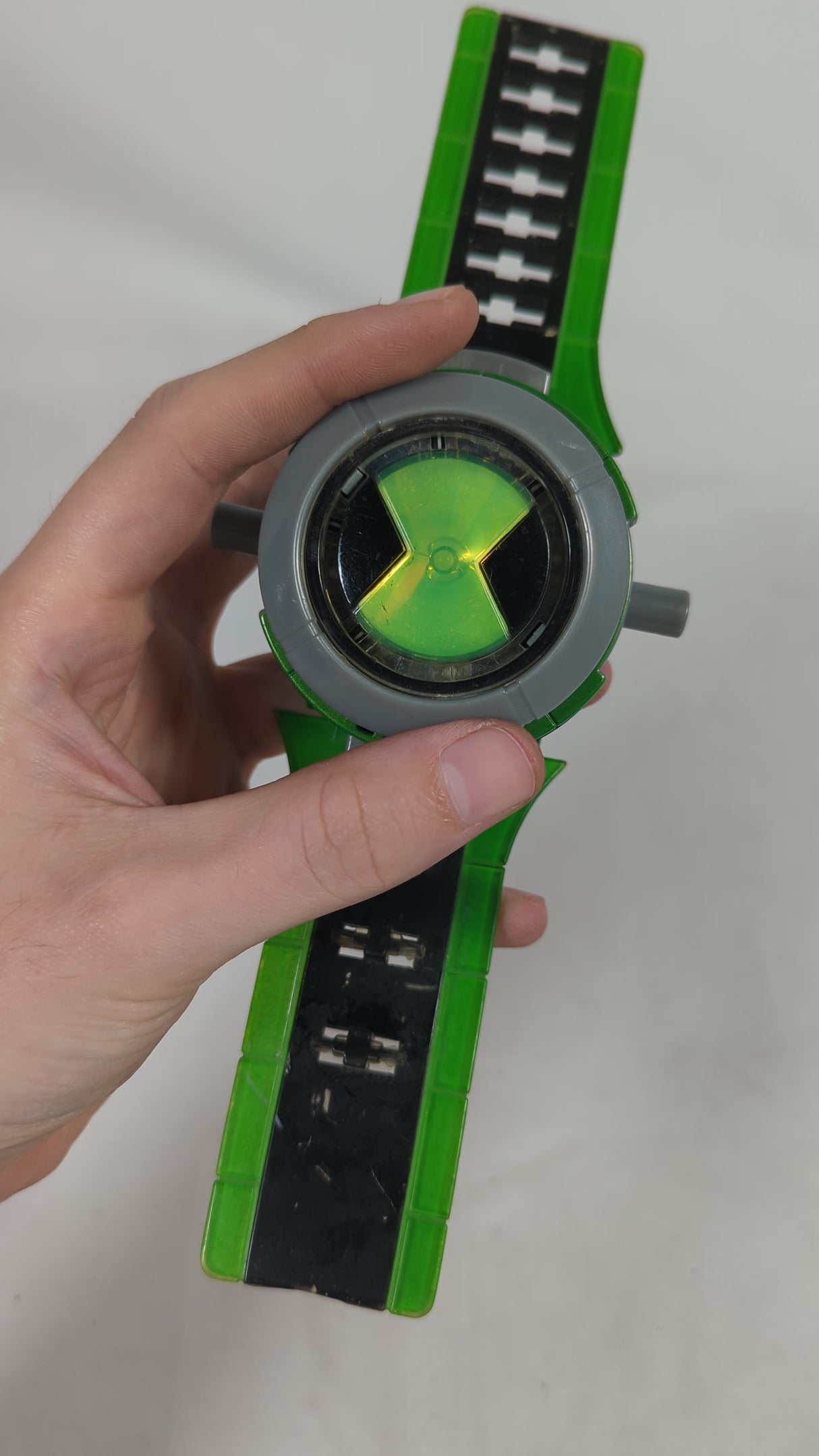 Ben 10 4 Omnitrix Watches, Walkie Talkie, Max's Plumbing Van & Ball Toy Bundle