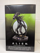 Alien White Xenomorph 32cm Eaglemoss Statue Glow in the Dark Limited Edition 156/200