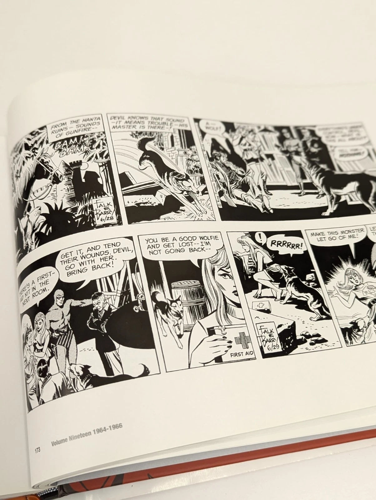 The Phantom Complete Newspaper Dailies Volume 19 1964 - 1966 Hardback Comic Book