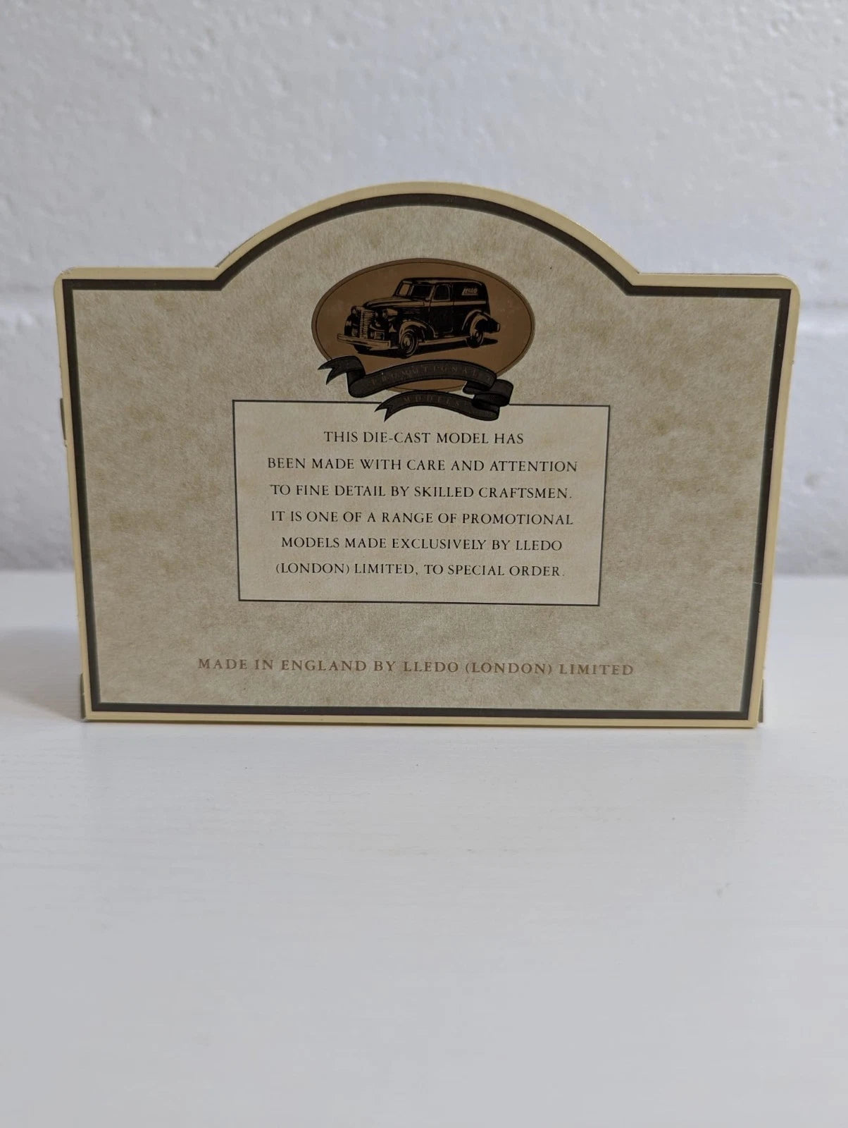 Lledo Promotional Models Liverpool Echo Diecast 1934 Chevrolet Newspaper Van