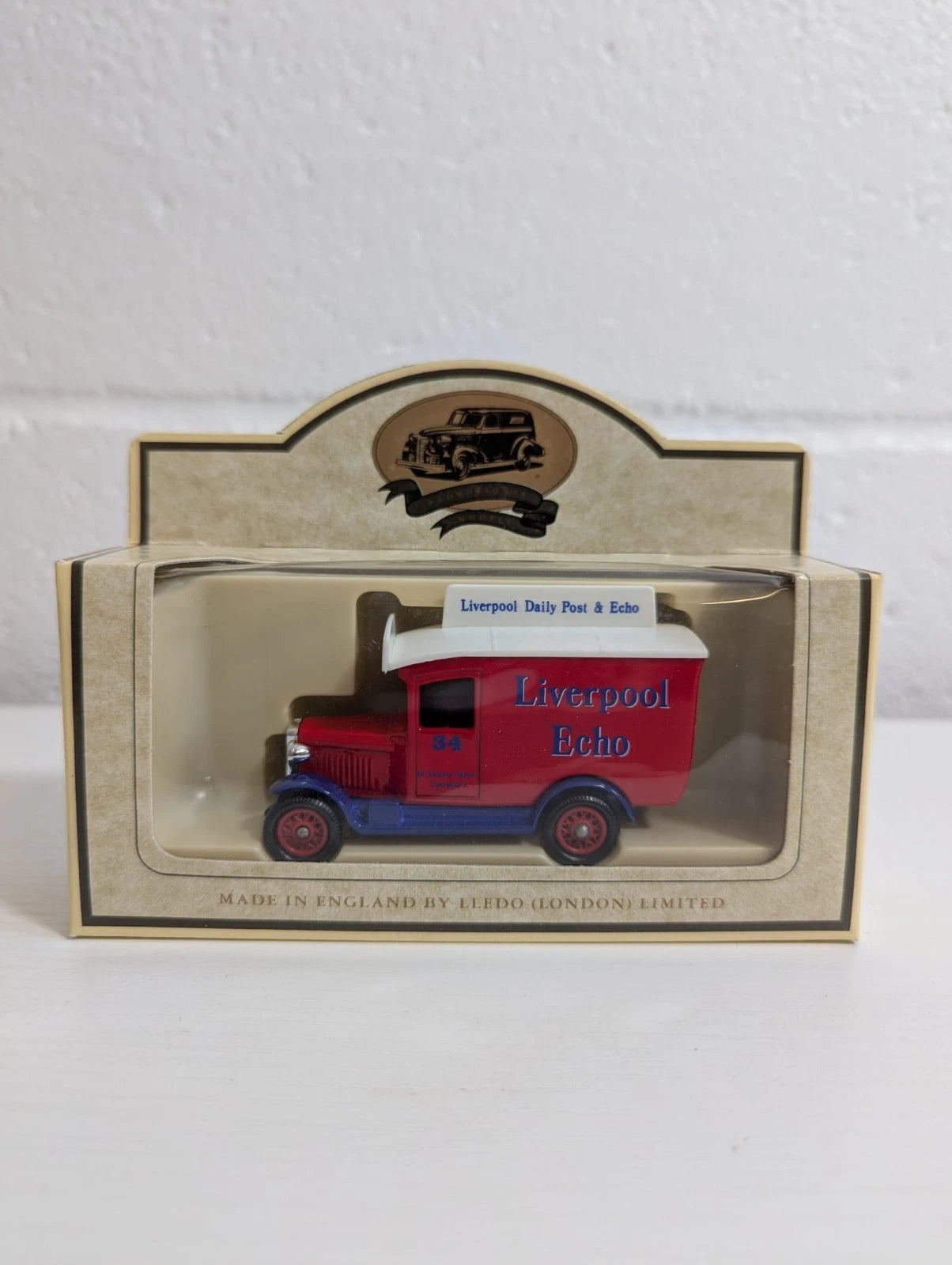 Lledo Promotional Models Liverpool Echo Diecast 1934 Chevrolet Newspaper Van
