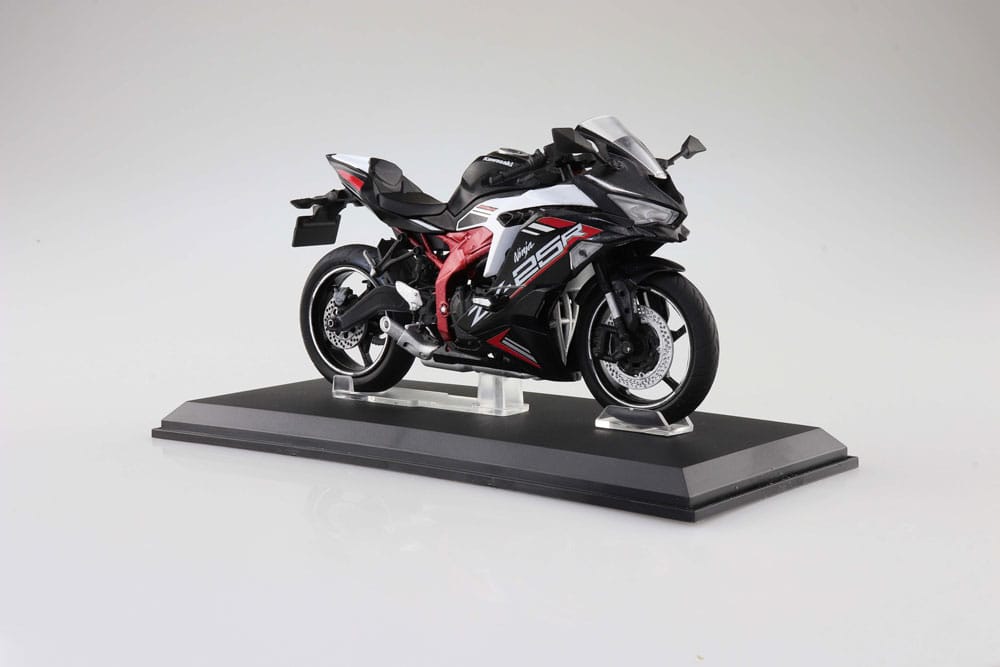 Diecast 1/12 Kawasaki Ninja ZX-25R Bike Series Statue - Black & White
