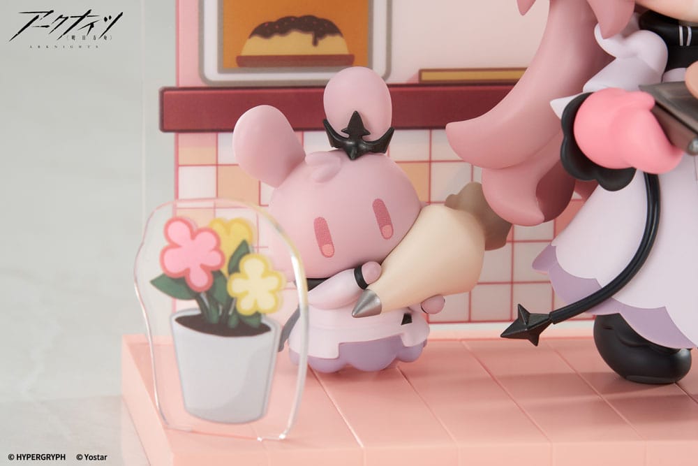 Arknights Civilight Eterna Would You Like A Dessert Series Mini PVC Statue