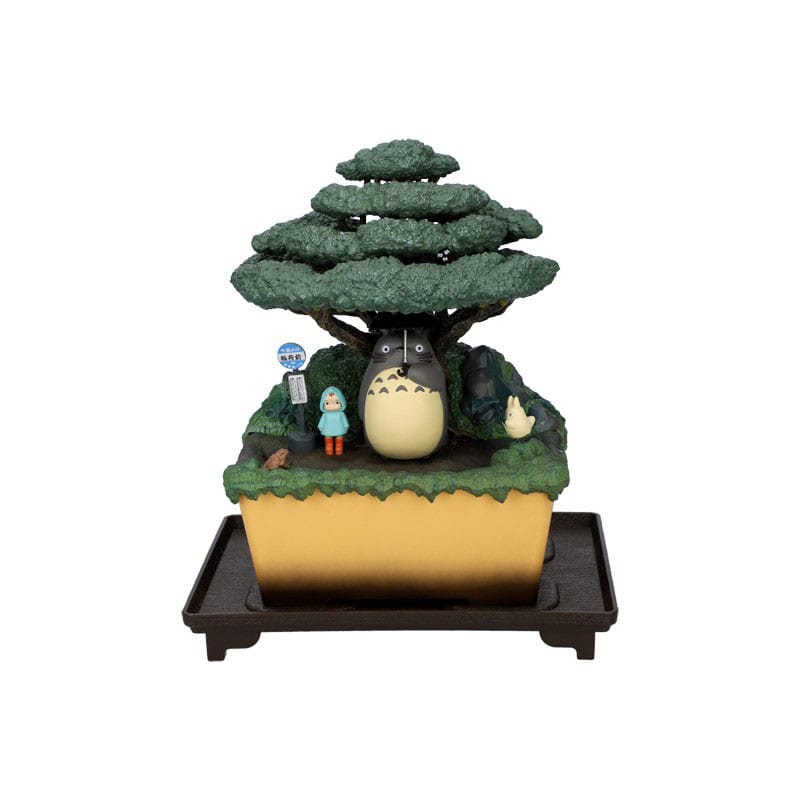 My Neighbor Totoro Water Garden Kasajuku Animated Statue Magnet