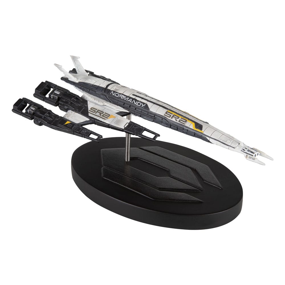 Dark Horse Cerberus Normandy SR-2 Replica: Mass Effect Edition