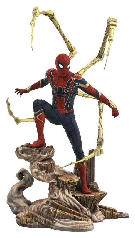 Avengers Infinity War: Iron Spider-Man 23 cm PVC Statue