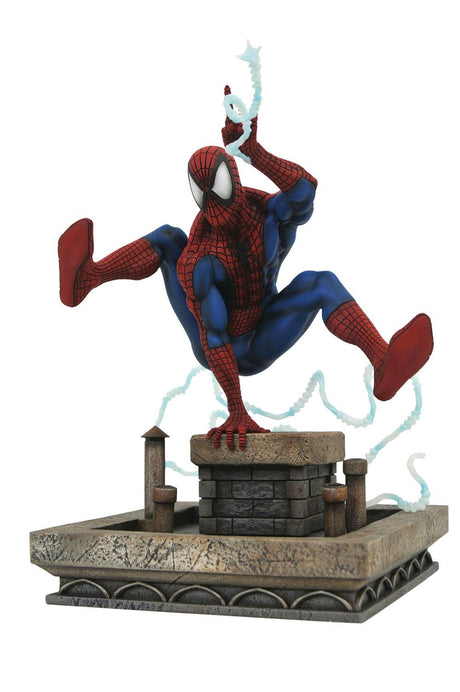 Marvel Gallery 90's Spider-Man PVC Diorama, 20cm