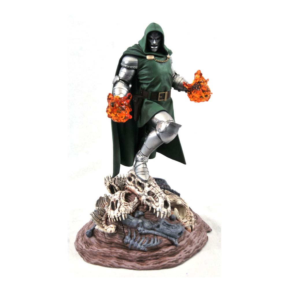 Marvel Comic Gallery: Doctor Doom 25cm PVC Statue