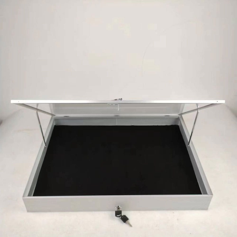 EVORETRO Silver Aluminum Display Case