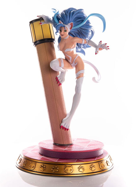 Darkstalkers Felicia Statue: First 4 Figures 40 cm Collectible