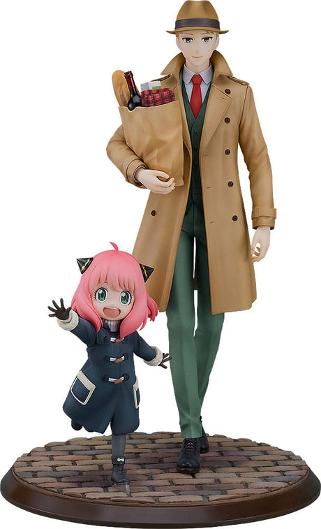 SPY x FAMILY 1/7 Scale PVC Statues: Anya & Loid (28 cm)