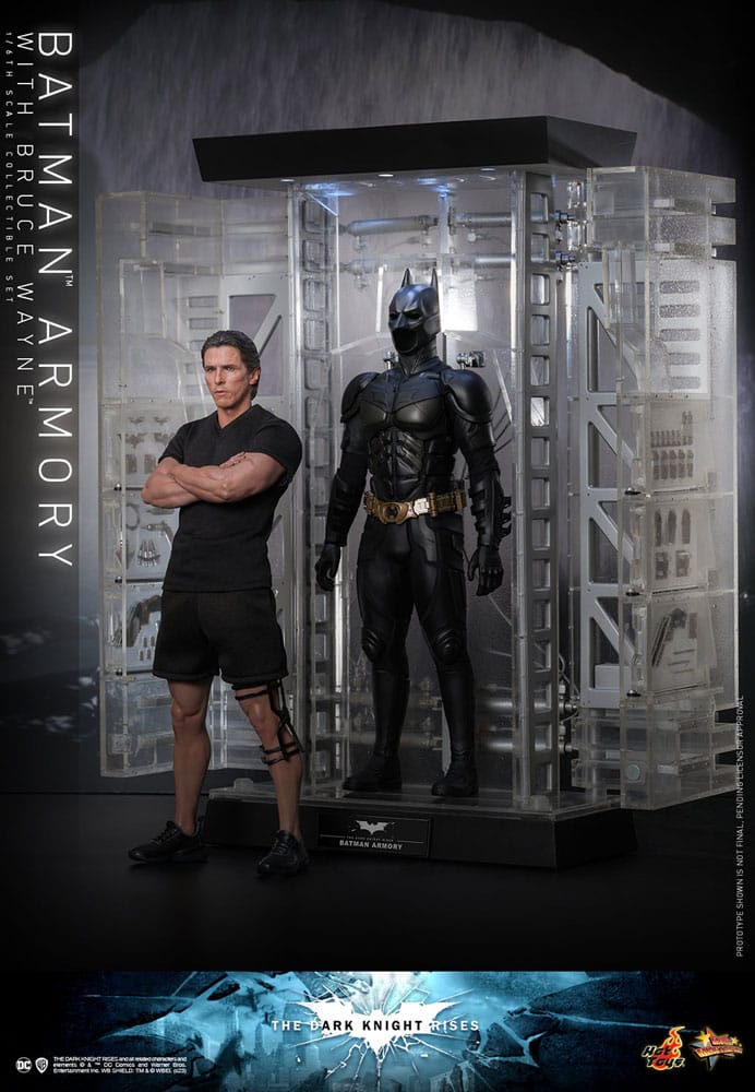 Hot Toys 'The Dark Knight Rises' 1/6 Batman & Bruce Wayne Armory