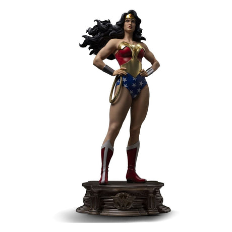 DC Comics Legacy Replica Statue 1/4: Wonder Woman 56 cm