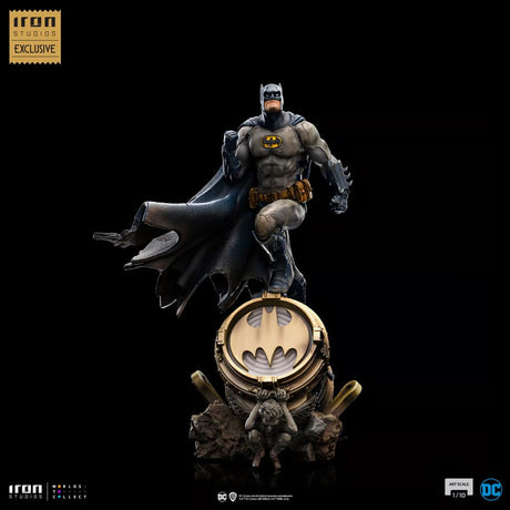 DC Comics Batman 1:10 Scale CCXP23 Exclusive - Bat-Signal Statue