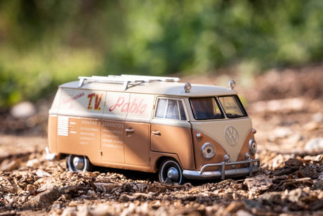 Transformers 1967 VW Bus T7 Wheeljack Diecast Model 1/32 by Jada Toys