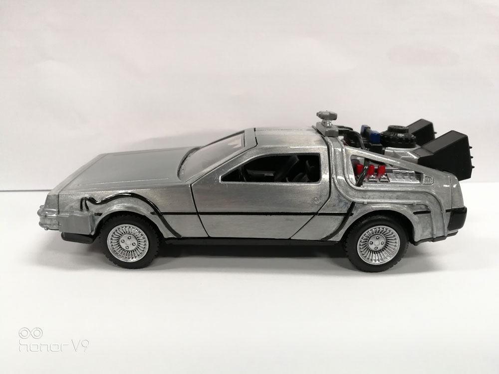 Back to the Future: Hollywood Rides DeLorean Time Machine Diecast Model