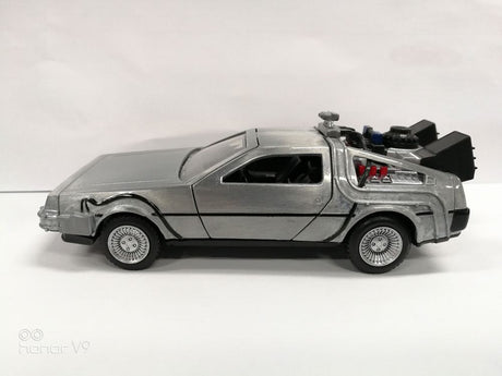 Back to the Future: Hollywood Rides DeLorean Time Machine Diecast Model
