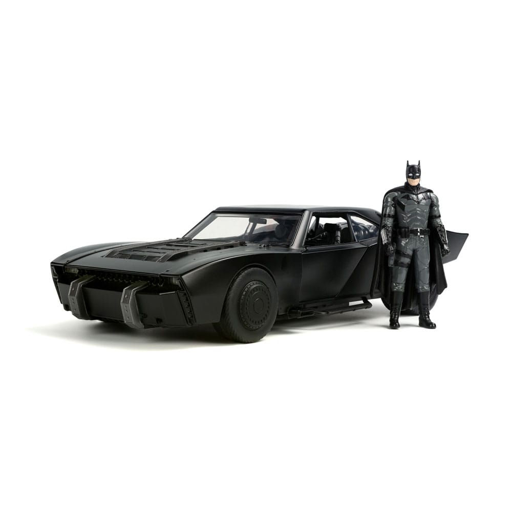 Batman 2022 Hollywood Rides Diecast Batmobile 1/18 with Figure