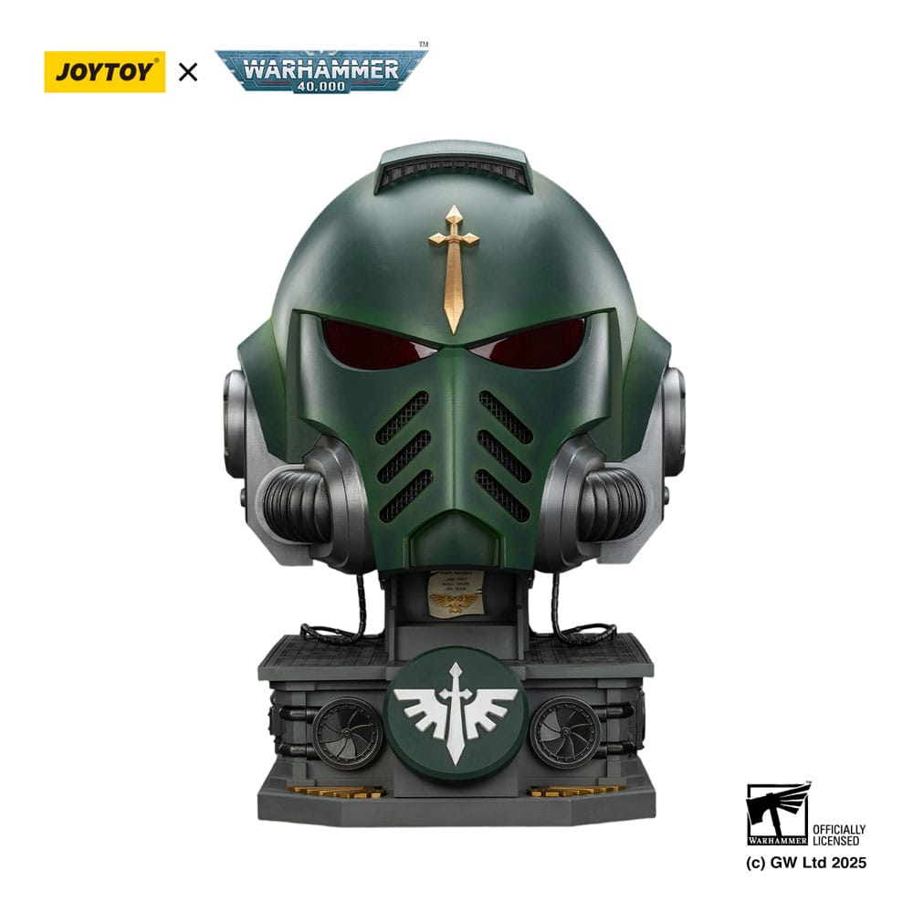 Warhammer 40,000: Dark Angels 1:1 Scale MkX Helmet with Display Stand