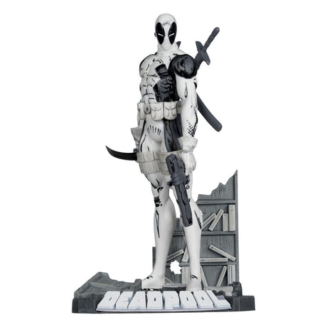 Marvel: New Mutants #98 1/10 PVC Deadpool Statue, Line Art Gold Label