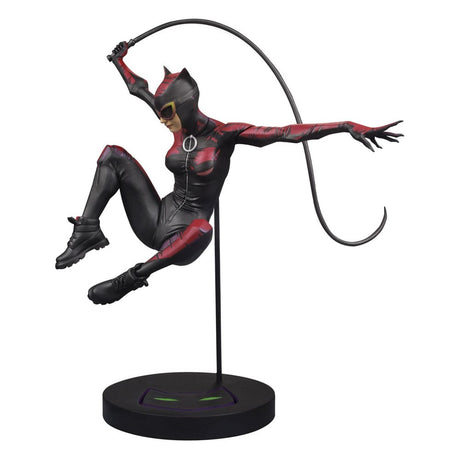 DC Designer Series 1/6 Statue: Catwoman by Jock, 33 cm