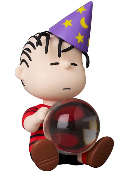 Peanuts UDF Series 17 Mini Figure: Linus & Crystal Ball