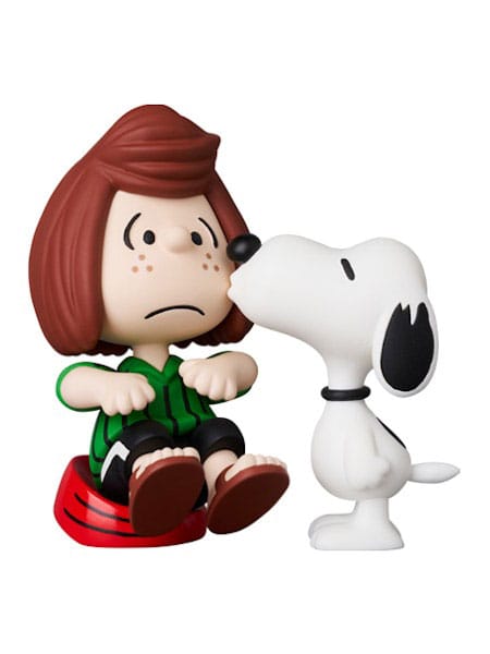 Medicom Peanuts UDF Peppermint Patty & Snoopy Mini Figure