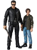 Terminator 2 MAFEX T-800 & John Connor 16cm Action Figures